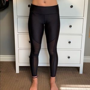 Black Fabletics leggings